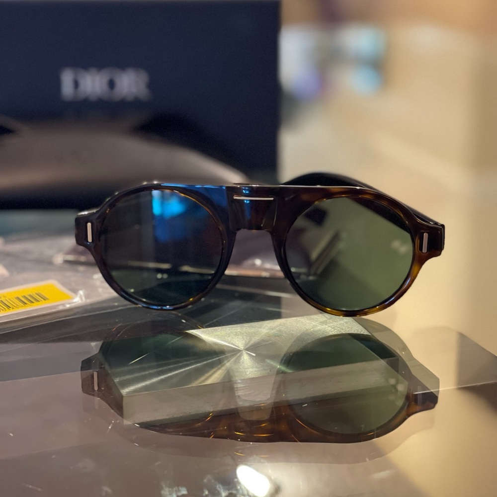 Dior sunglasses - Picture 7 of 12